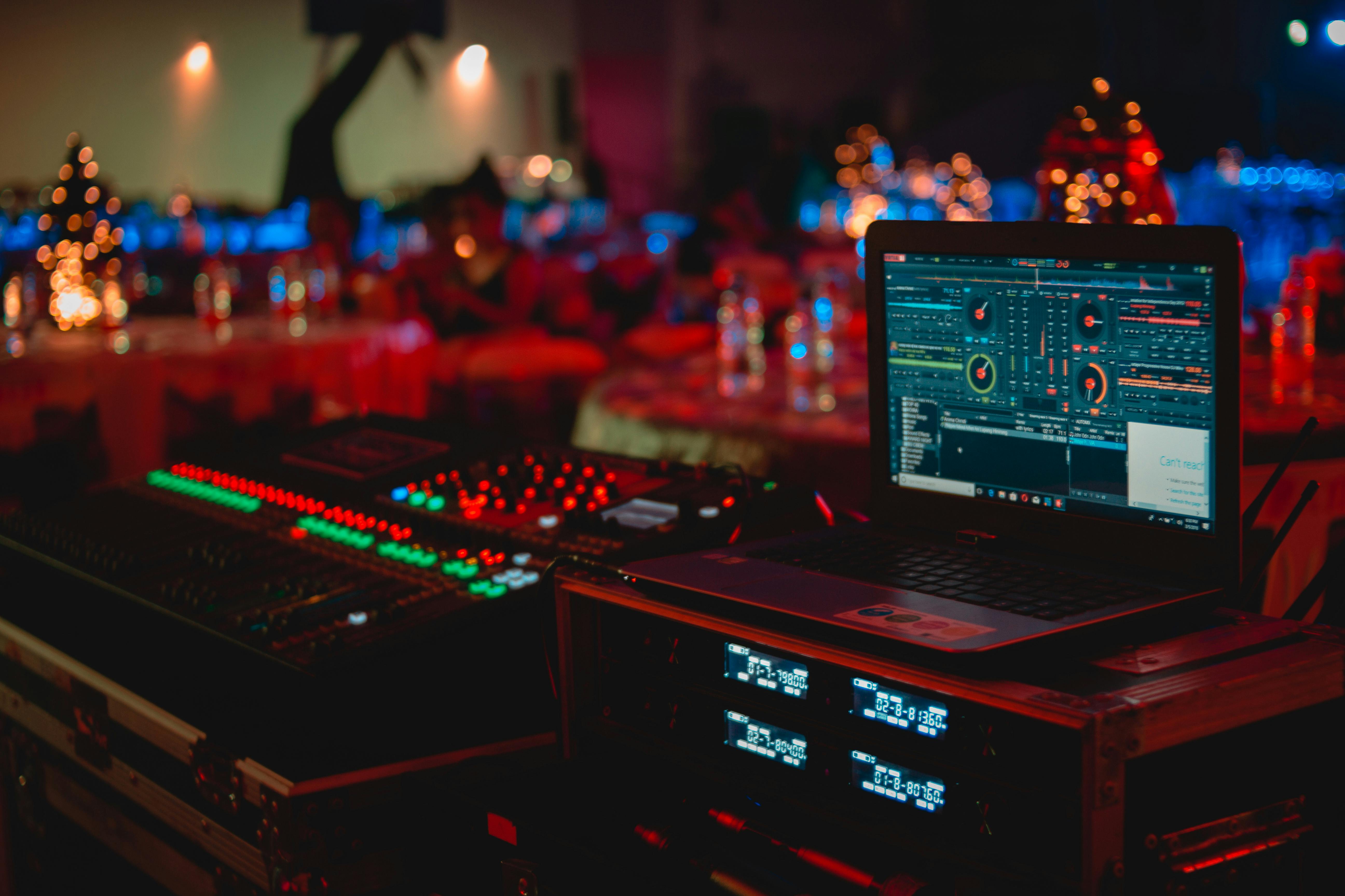 evento moderno con tecnología y control de accesos